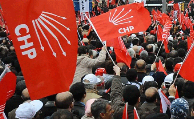 Eski bakan CHP Mersin Büyükşehir adayı oluyor