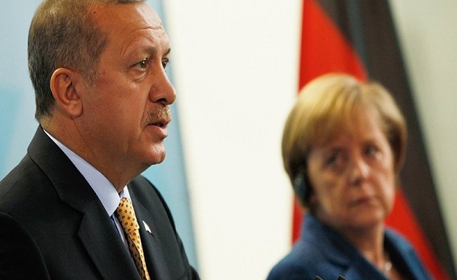 Merkel: Türkiye'ye parasal yardım söz konusu değil!
