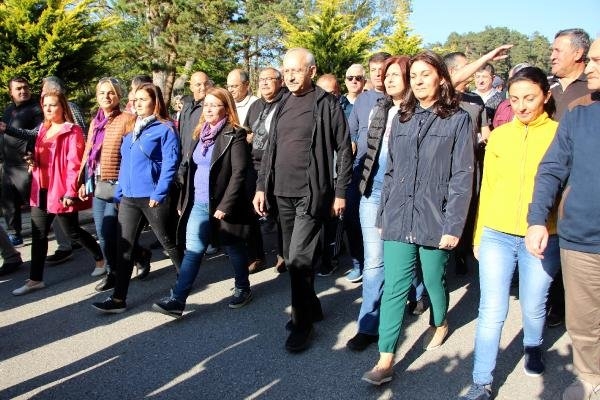 Kılıçdaroğlu doğa yürüyüşü yaptı