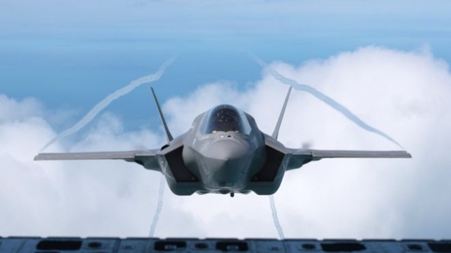 F-35 yeni nesil savaş uçağı ilk kez kaza yaptı