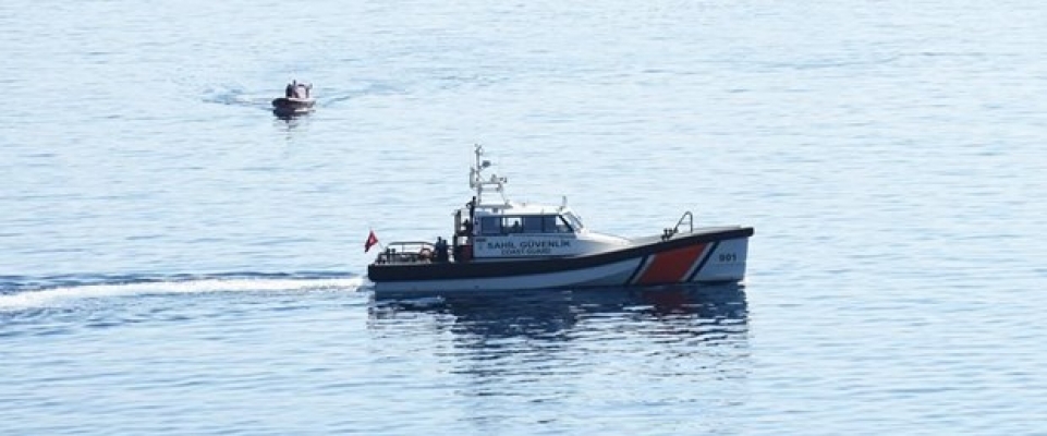 Edirne'de göçmenleri taşıyan bot battı