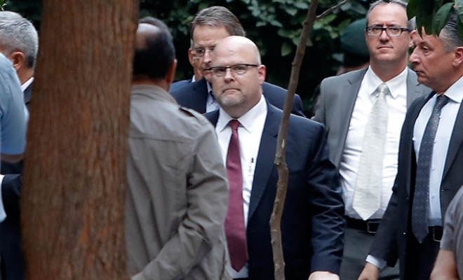 Duruşma öncesinde İzmir'de Brunson’a kritik ziyaret
