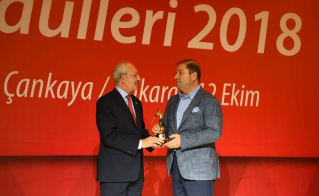Maltepe Belediyesi'nin ücretsiz öğrenci servisi ödüllendirildi