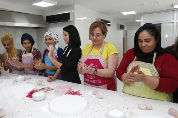 İzmir’in lezzetleri Konak’ta tadılacak