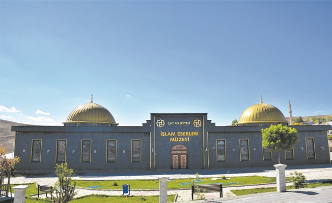 CHP’li Çat Belediyesi İslam Eserleri Müzesi yaptı