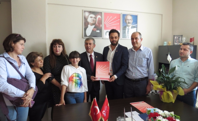 CHP Foça'nın eski başkanı yola çıktı
