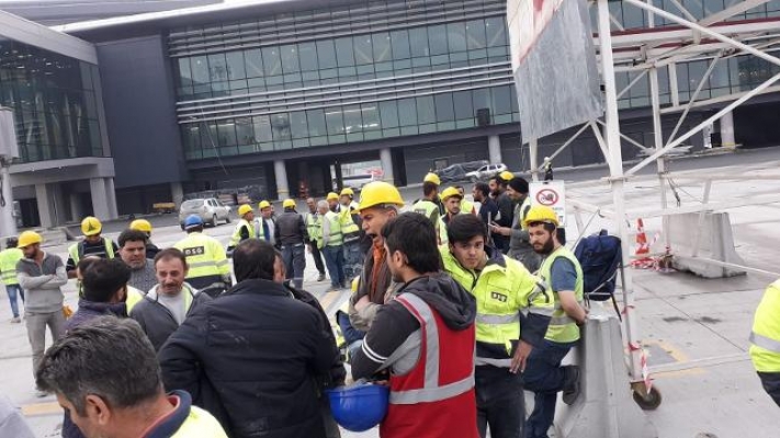Açılışa 1 hafta kala işçilerden yine isyan