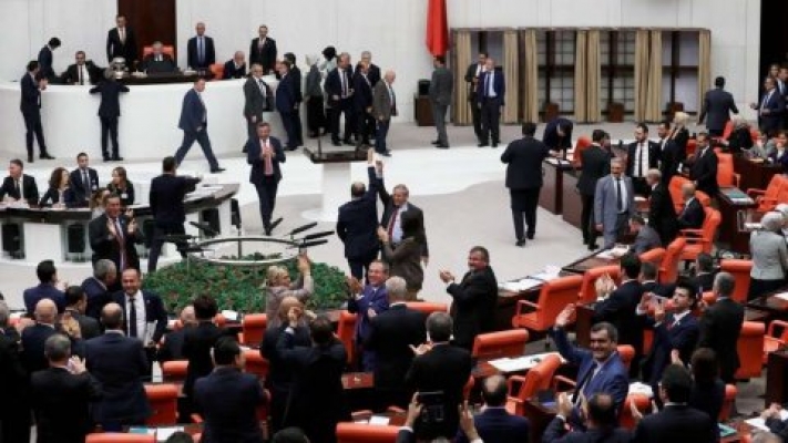 EYYY MHP, ŞEYTAN BİLE ŞOKTA !