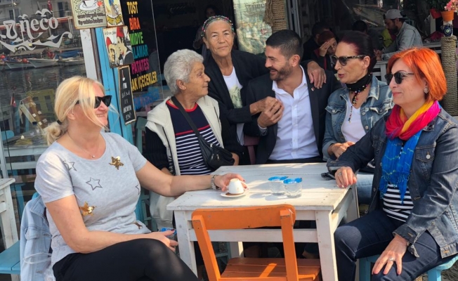 CHP'li Gürbüz Foça'da sahada!
