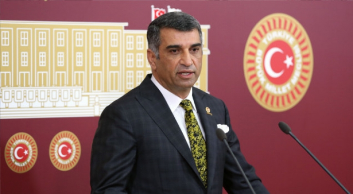 CHP'de Gürsel Erol'a ceza