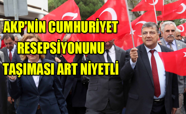 Sındır: AKP milli bayramlarımıza şaşı baktı