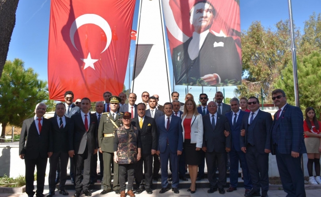 Narlıdere’de Cumhuriyetin 95. Yılı törenlerle kutlandı