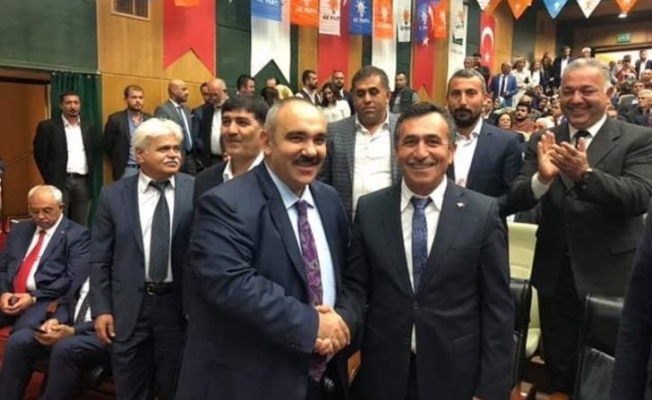 CHP'li başkan istifa etti, AKP'ye geçti!