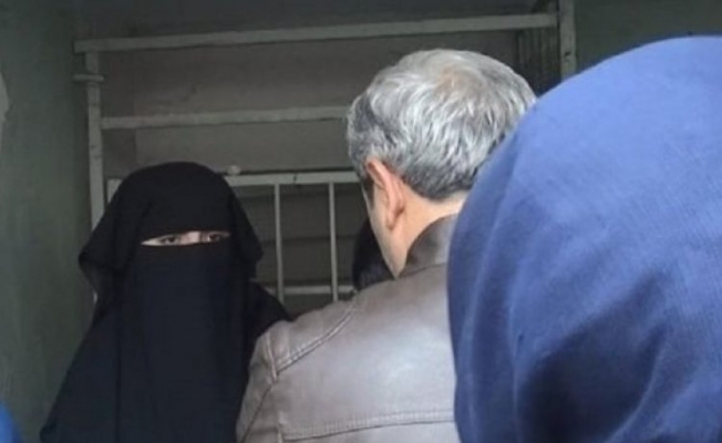 Atatürk'e hakaretten tutuklanan kadına Hizb-ut Tahrir'den destek