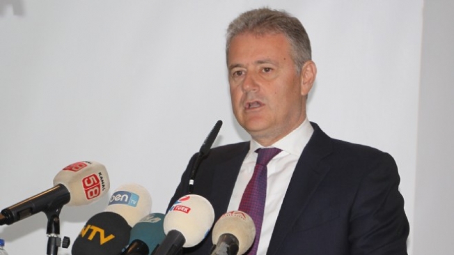 Mahmut Özgener İzmir'den AKP adayı mı?