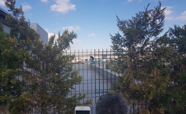 Mecliste intihar girişimi