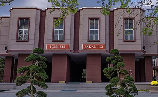 İçişleri Bakanlığı: '2 belediye başkanı görevlerinden uzaklaştırıldı'