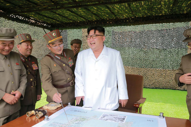Kim Jong-un gülmeyi yasakladı