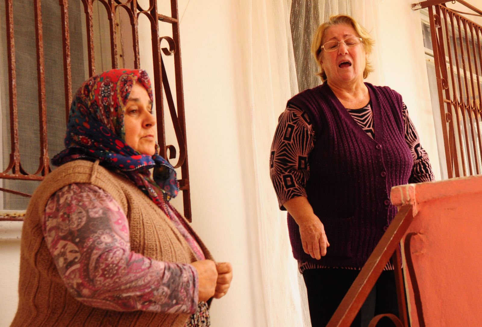 Tekirdağ'da freni boşalan kamyon eve girdi