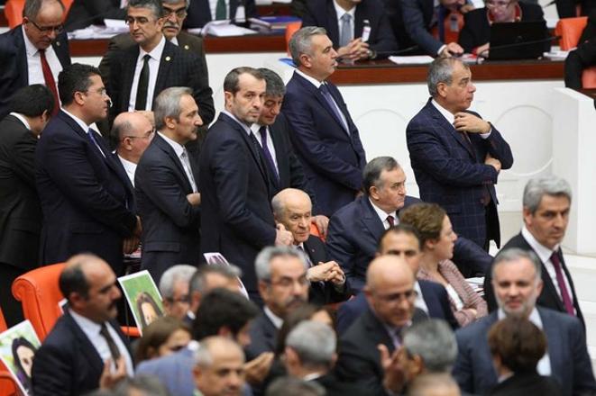 MHP'li vekillerden Meclis'te Bahçeli'ye özel koruma