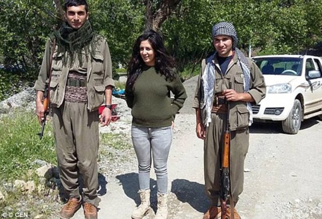 YPG'ye katılan kadının ülkesinde hapsi isteniyor