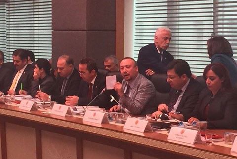IŞİD'in elindeki asker görüntüleri Anayasa Komisyonu'nu karıştırdı