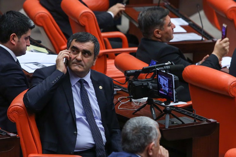 Meclis'te canlı yayın sistemi kurdu