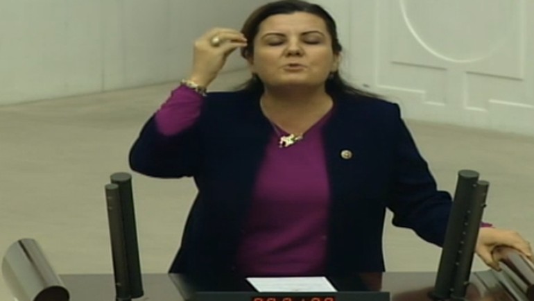 AKP'li ve CHP'li vekiller arasında kavga