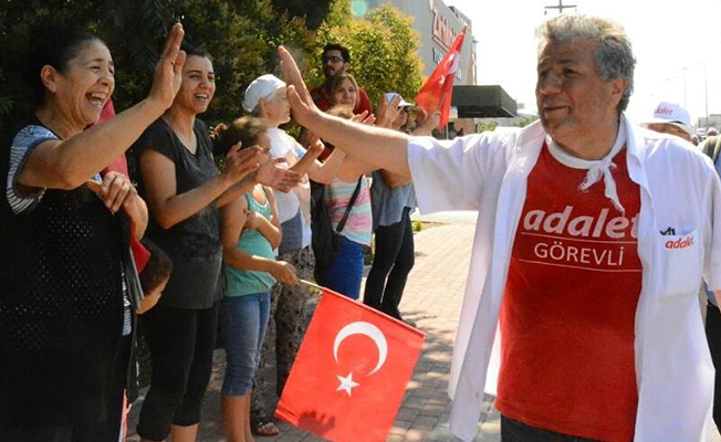 ADALET YÜRÜYÜŞÜ İSTANBUL&#039;DA!  &quot;EVLENDİĞİM GÜN BU KADAR MUTLU DEĞİLDİM&quot;