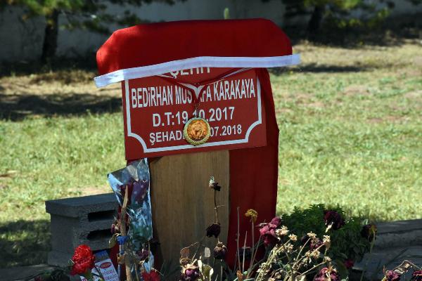 Hakkari&#039;de şehit olan bebek ve annesinin evinde hüzünlü bayram...