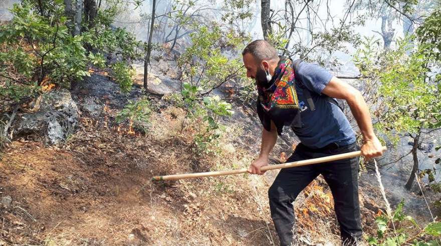 Tunceli ormanları günlerdir yanıyor...