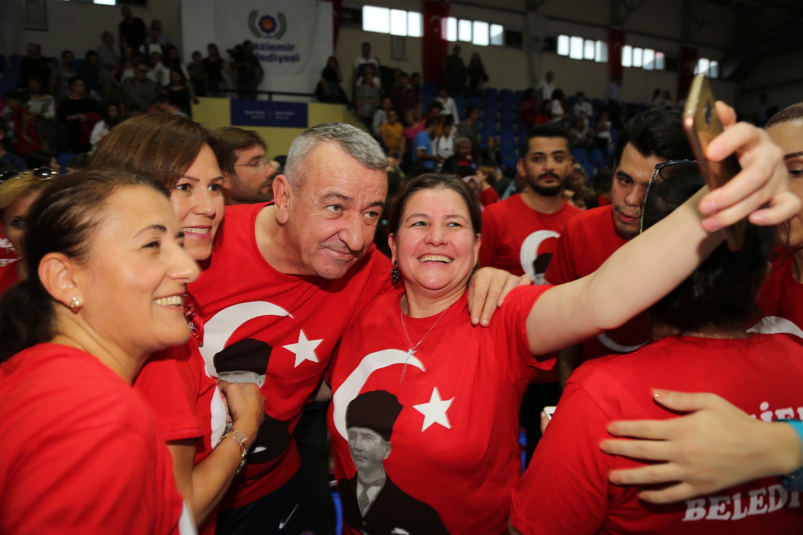Gaziemir&#039;de sezon açılışında Andımız damgası