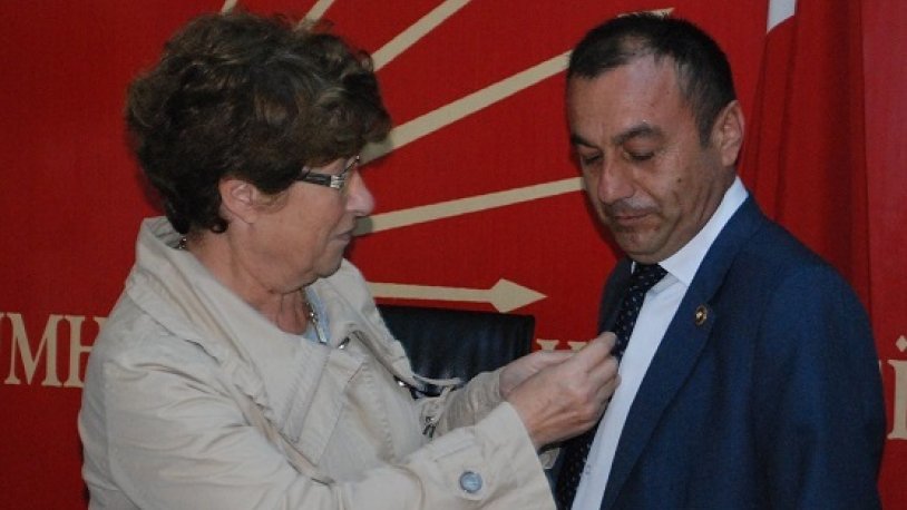 MHP’den istifa etti CHP'ye geçti