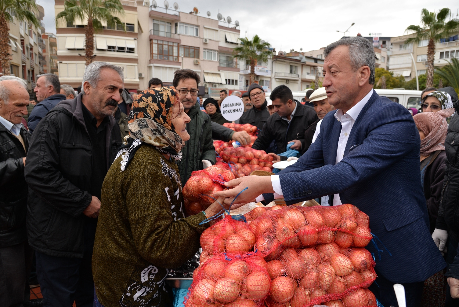 Çare..! Soğansız Menemen