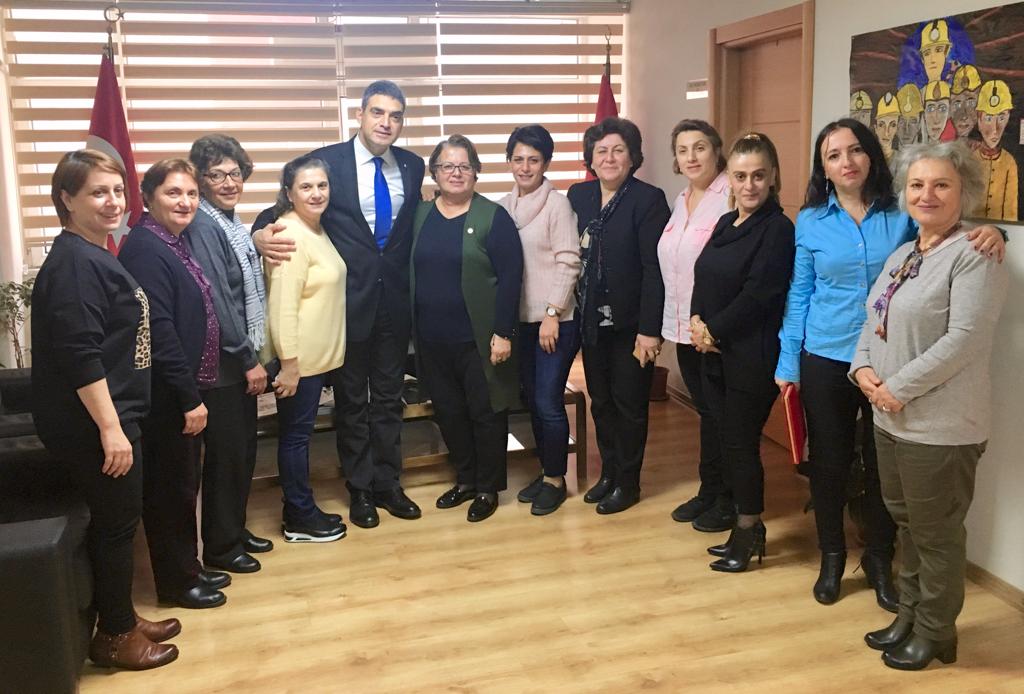 Umut Oran: 31 Mart Türkiye’nin zincirlerinden kurtulması için fırsattır