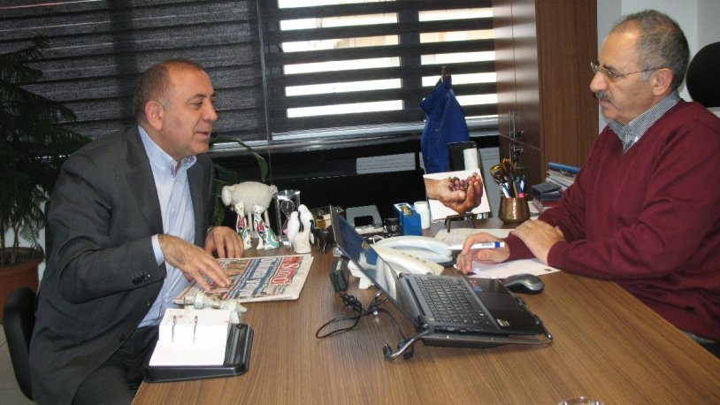 Gürsel Tekin:Uysalım ama koyun değilim