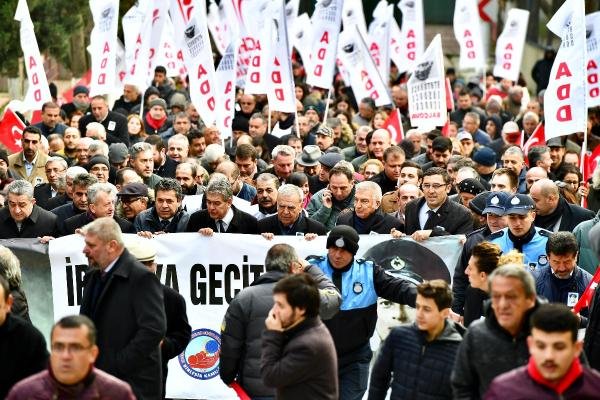 Devrim şehidi Kubilay, İzmir'de anıldı