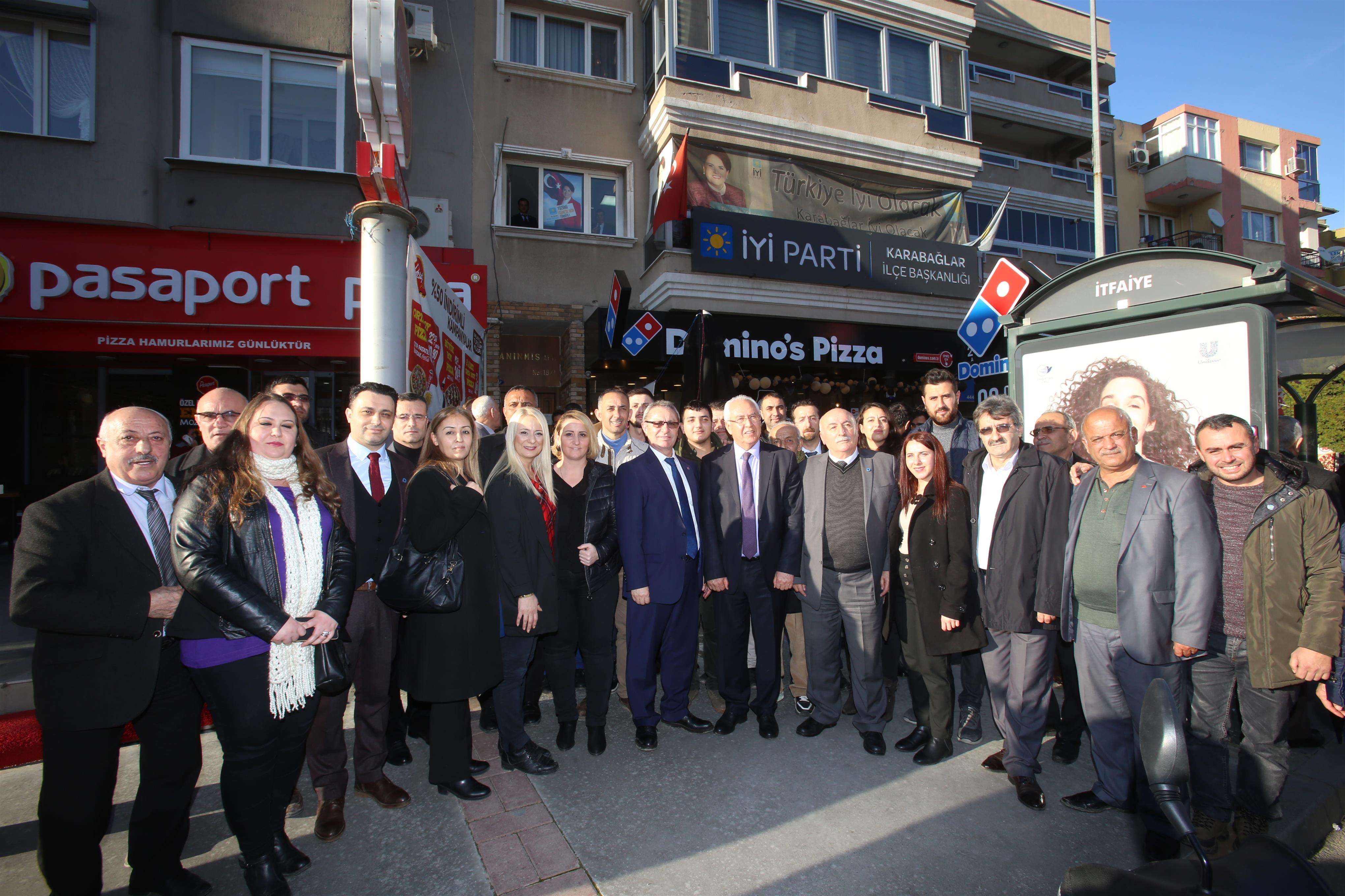 Karabağlar&#039;da İYİ Parti ve CHP&#039;den birlik mesajı!