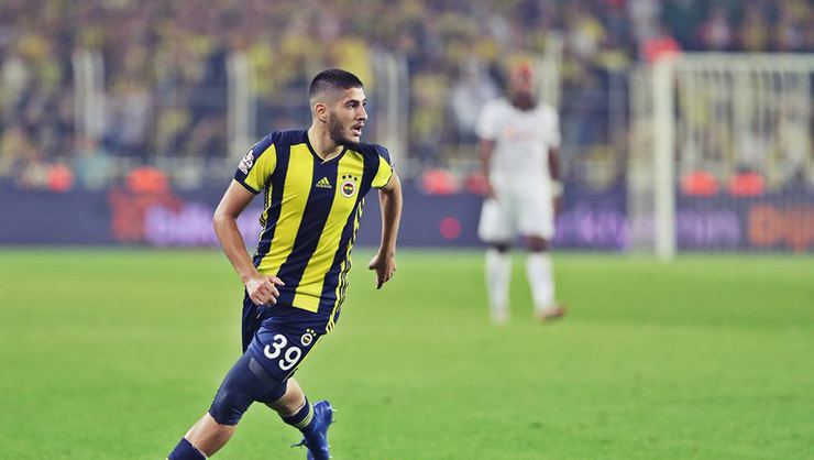 Fenerbahçe&#039;de yıldız isme kadro şoku