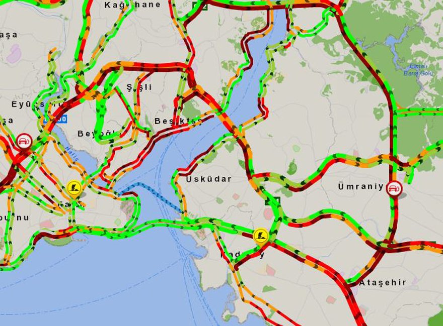 İstanbul&#039;da trafik durma noktasına geldi