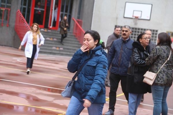 Kadıköy&#039;de anaokulunda yangın paniği