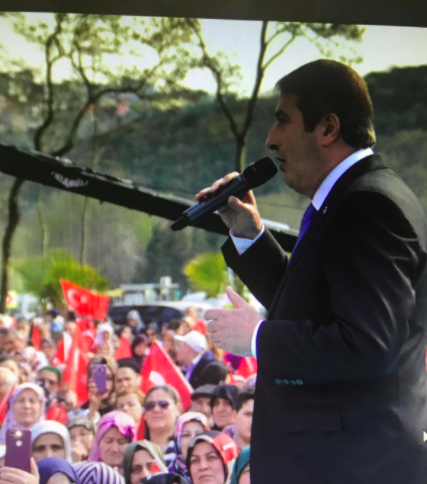 Devlet hastanesinin açılış töreni AKP&#039;nin mitingine döndü!