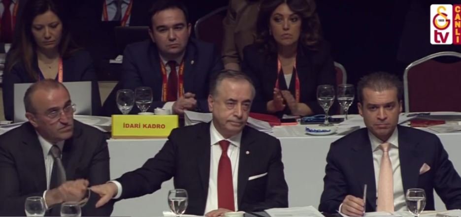 Mustafa Cengiz’den Abdurrahim Albayrak’a alkış müdahalesi!