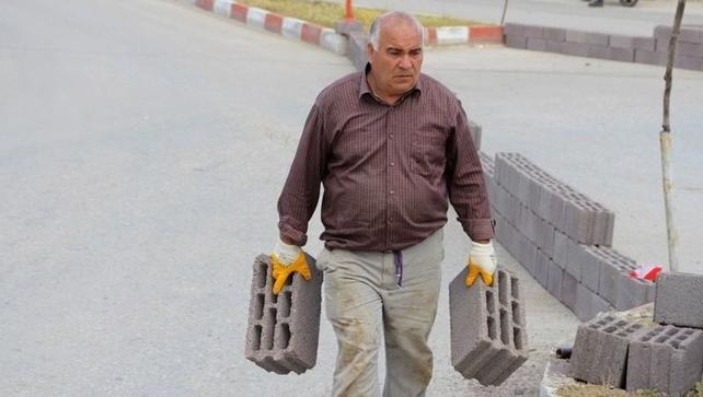'Tapulu malım' diyerek alt geçidi kapattı