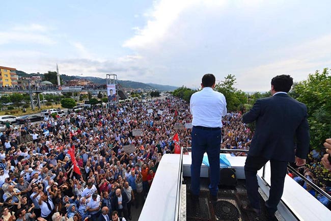 Karadeniz&#039;de tarihi &#039;İmamoğlu&#039; kalabalığı