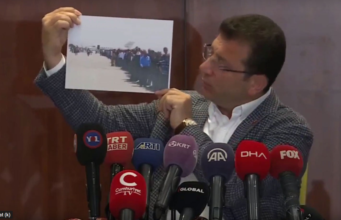 Ekrem İmamoğlu belgelerle VIP krizini açıkladı: Vali bize tuzak kurdu!