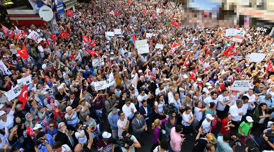 İmamoğlu&#039;ndan kumpasçı yandaş basına: Bunlar gazeteciliği bıraktı, nebbaşlık yapıyorlar