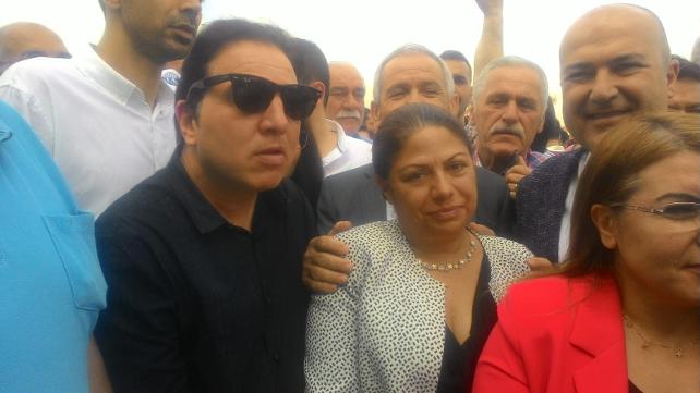 Adalet vuku bulacak: Yüzler Kaftancıoğlu&#039;na destek için Çağlayan&#039;da!