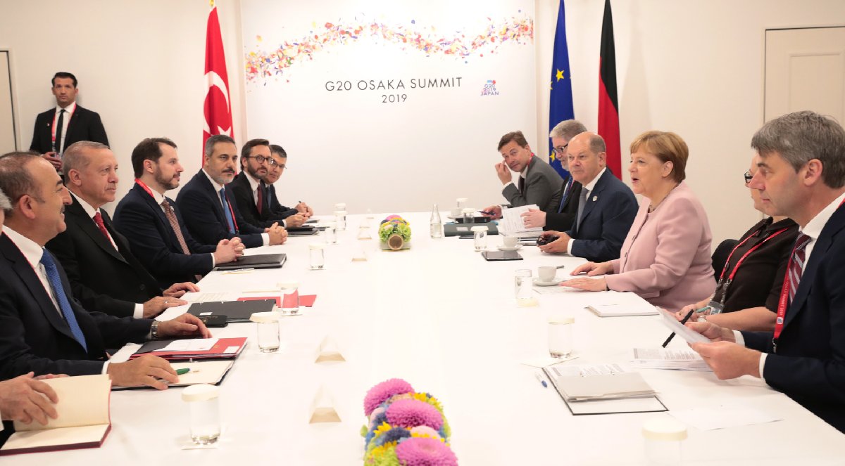 Erdoğan’dan peş peşe kritik temaslar