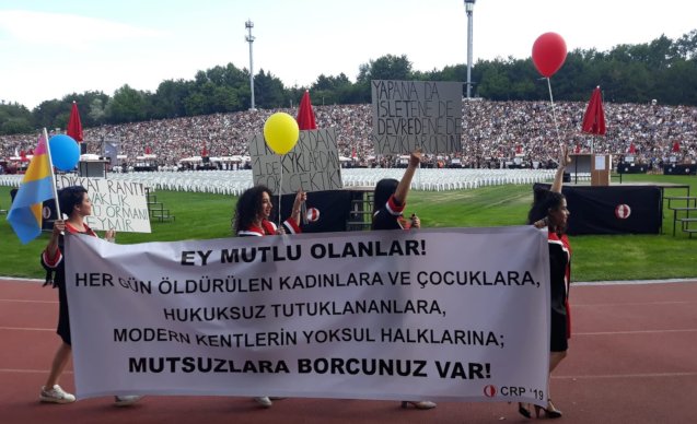 ODTÜ&#039;de İmamoğlu pankartına el konuldu